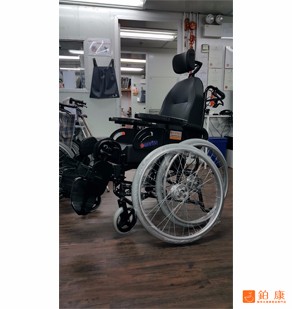 R-16 高背舒適型多功能手推輪椅