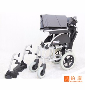 台灣 Merits 多功能輕便護理輪椅 - S604