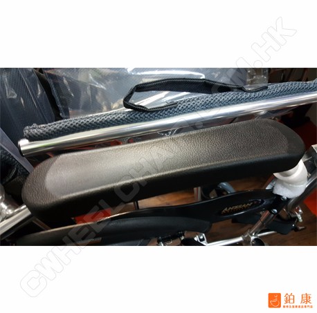 LS - 2  手推輪椅